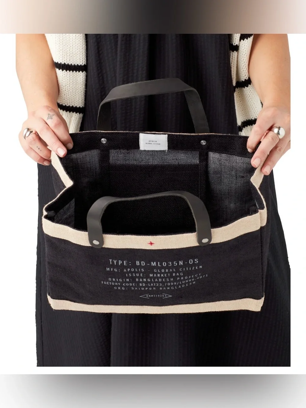 Apolis petite market